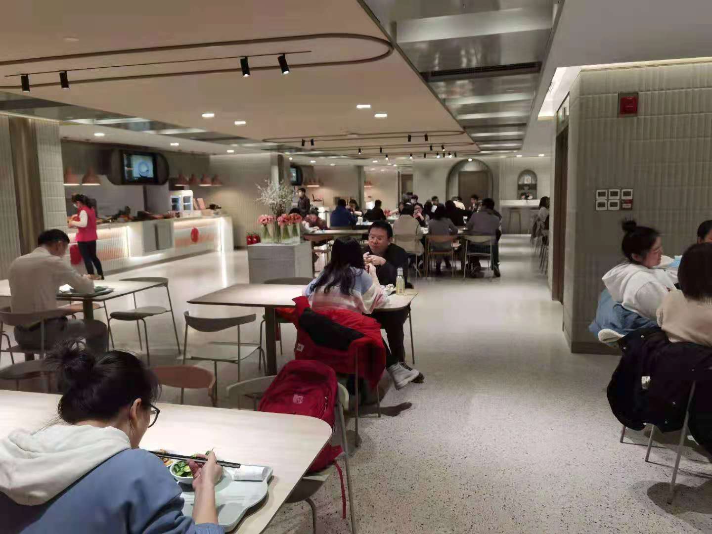 餐廳水磨石地面效果圖片